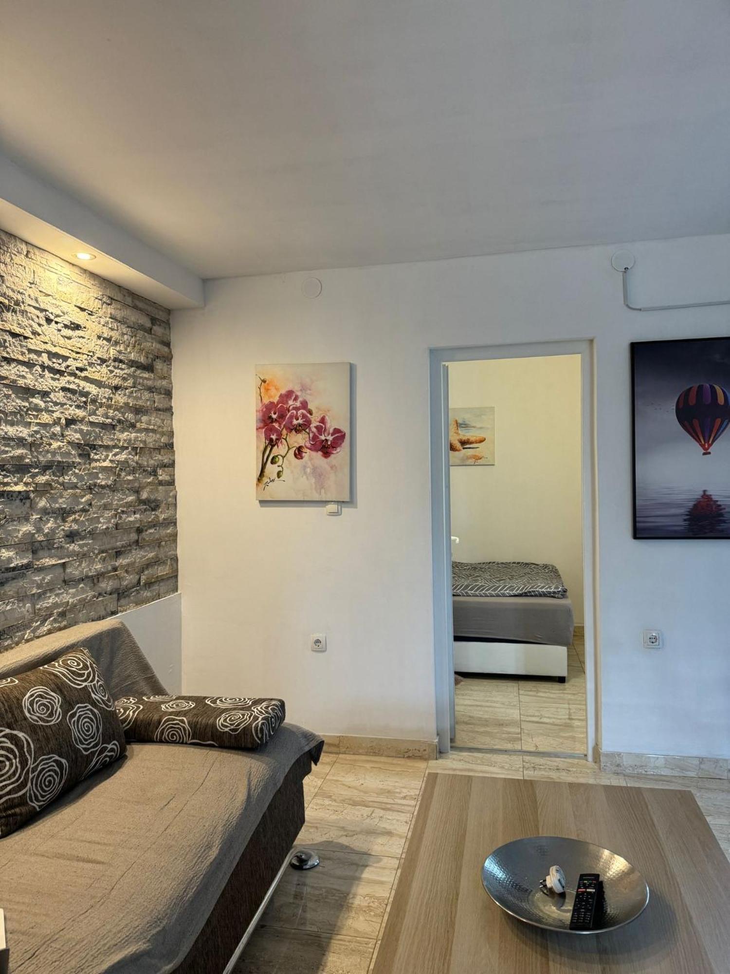 Studio Apartments Mt Smrika Exterior photo